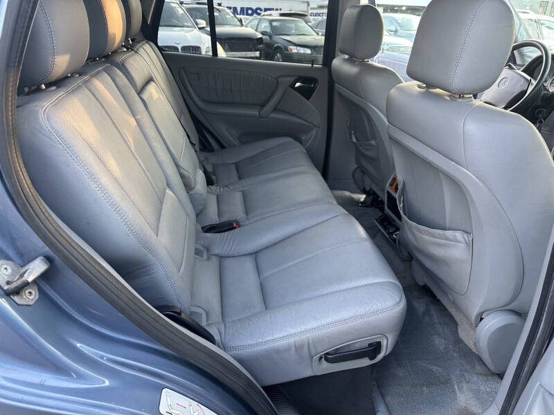 2005 Mercedes-Benz M-Class ML 350