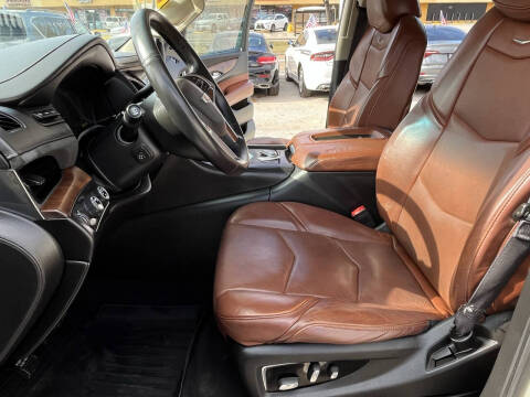 2015 Cadillac Escalade Luxury