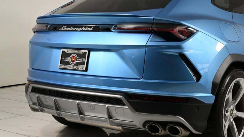 2022 Lamborghini Urus