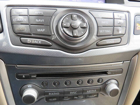 2018 Nissan Pathfinder SL