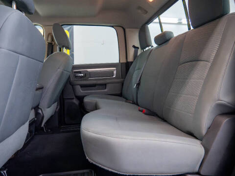2016 RAM 1500 SLT