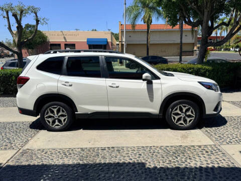 2023 Subaru Forester Premium