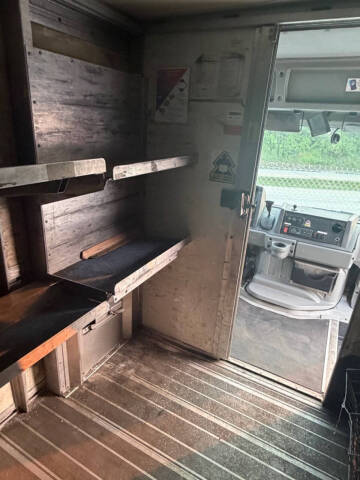 2013 Isuzu NPR