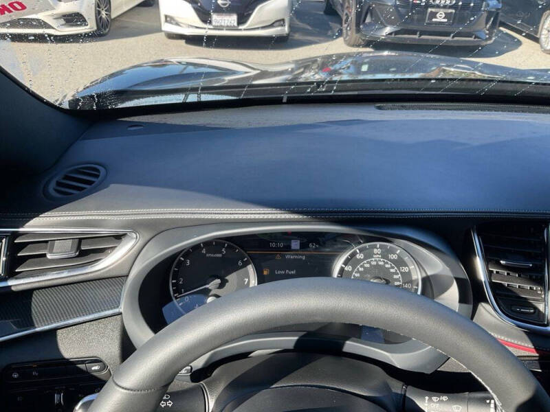 2025 Infiniti QX50 Sport