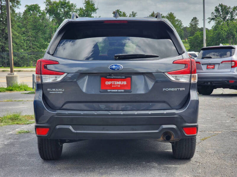 2022 Subaru Forester Premium
