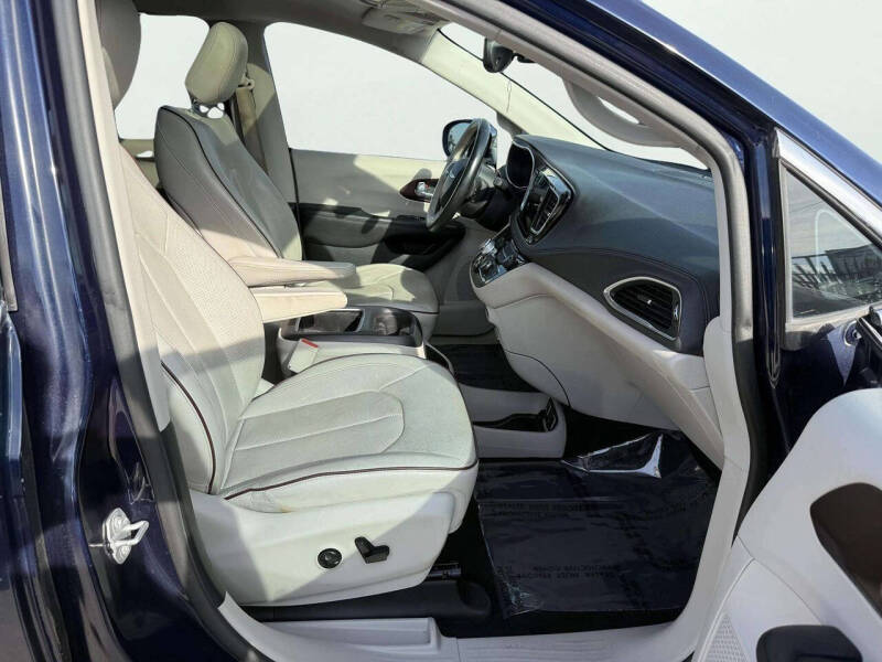 2017 Chrysler Pacifica Limited