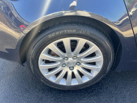 2013 Buick Regal Premium 1