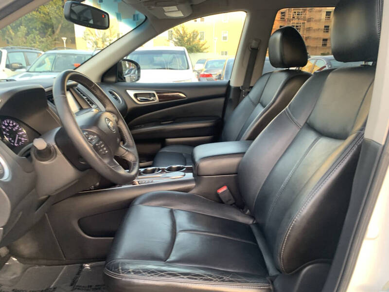 2013 Nissan Pathfinder SL