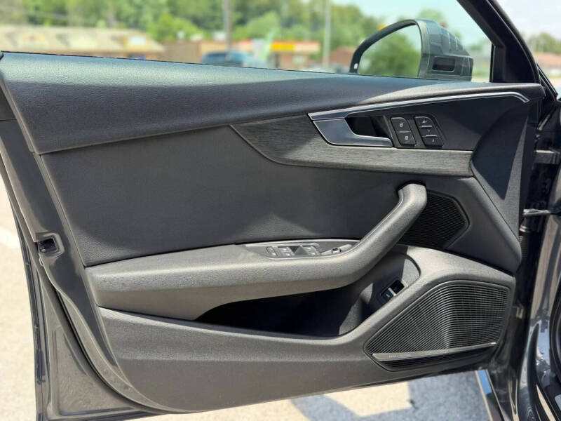 2017 Audi A4 2.0T Premium Plus