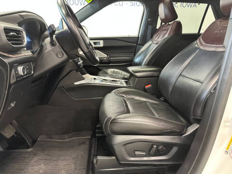 2022 Ford Explorer Platinum