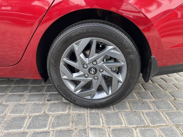 2024 Hyundai Elantra Hybrid Blue