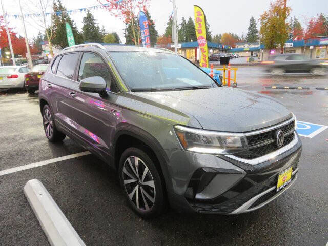 2024 Volkswagen Taos SE