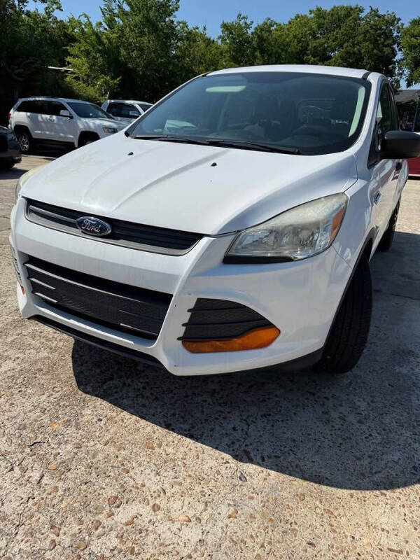 2016 Ford Escape S