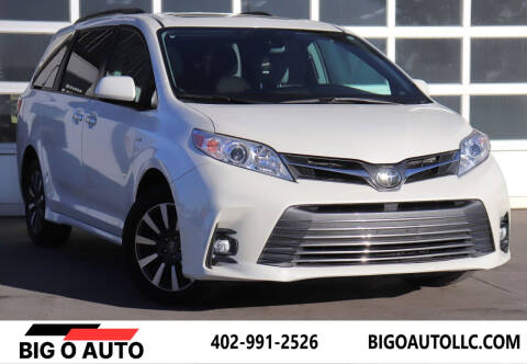 2018 Toyota Sienna for sale at Big O Auto LLC in Omaha NE