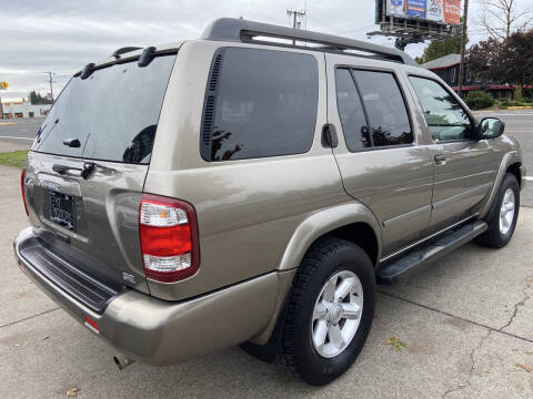 2003 Nissan Pathfinder SE