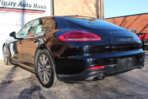 2015 Porsche Panamera 4
