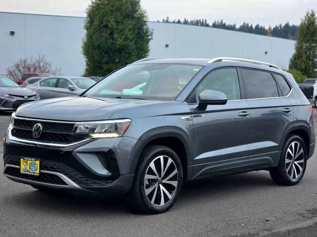 2023 Volkswagen Taos SE 4Motion