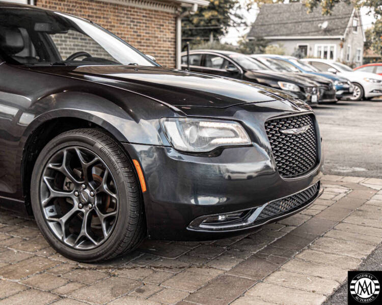 2017 Chrysler 300
