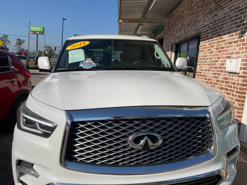 2019 Infiniti QX80 Luxe