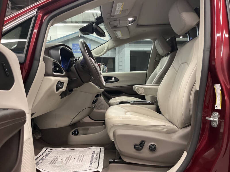 2020 Chrysler Pacifica Touring L Plus