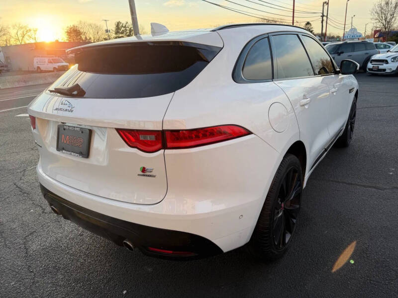 2018 Jaguar F-PACE S