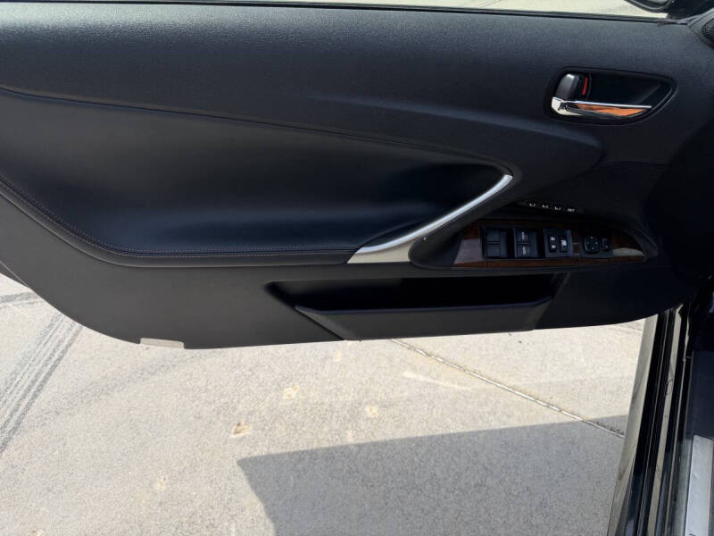 2011 Lexus IS 250C