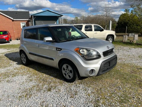 2013 Kia Soul for sale at RJ Cars & Trucks LLC in Clayton NC