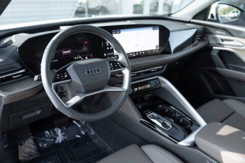 2025 Audi Q5 quattro Premium Plus TFSI