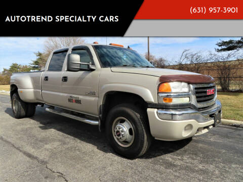 2006 GMC Sierra 3500 for sale at Autotrend Specialty Cars in Lindenhurst NY