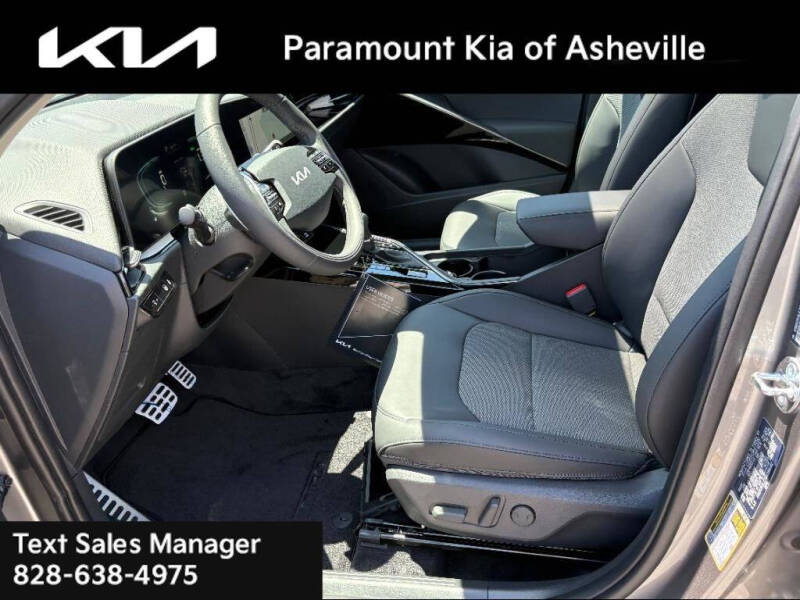 2025 Kia Niro EX Touring