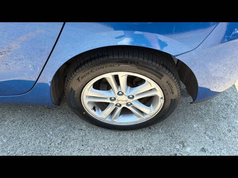 2017 Chevrolet Cruze LT Auto