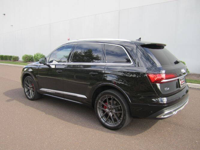 2022 Audi Q7 quattro Premium Plus 55 TFSI