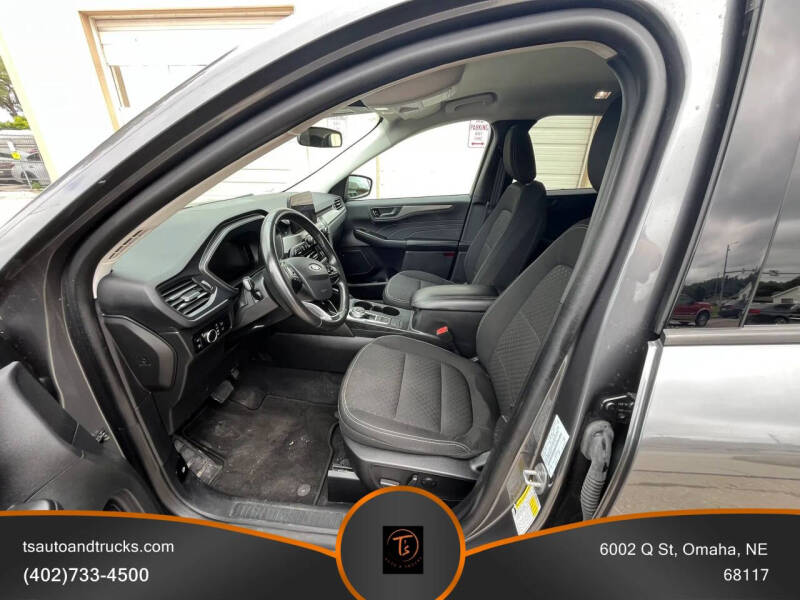 2023 Ford Escape Hybrid Active