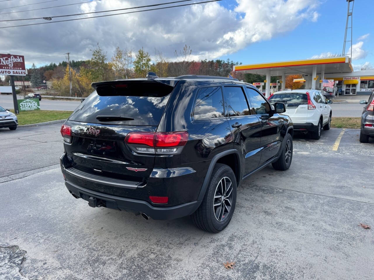 2017 Jeep Grand Cherokee for sale at Nutfield Petroleum in Londonderry, NH