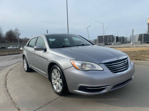 2013 Chrysler 200 for sale at Xtreme Auto Mart LLC in Kansas City MO