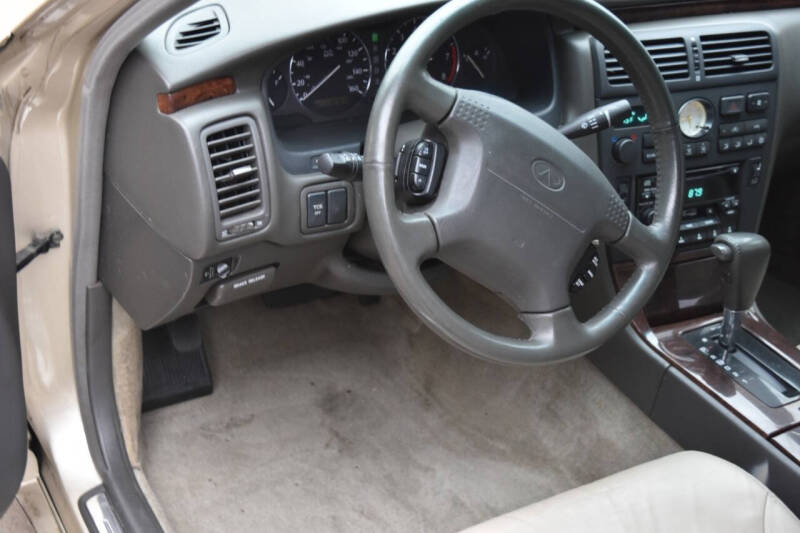 2000 Infiniti Q45 Anniversary