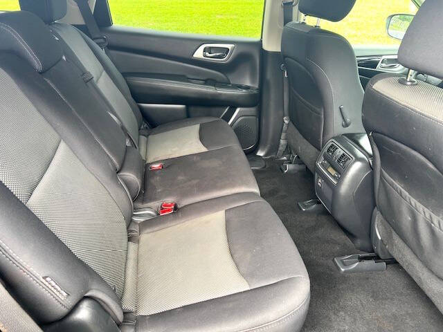 2018 Nissan Pathfinder S
