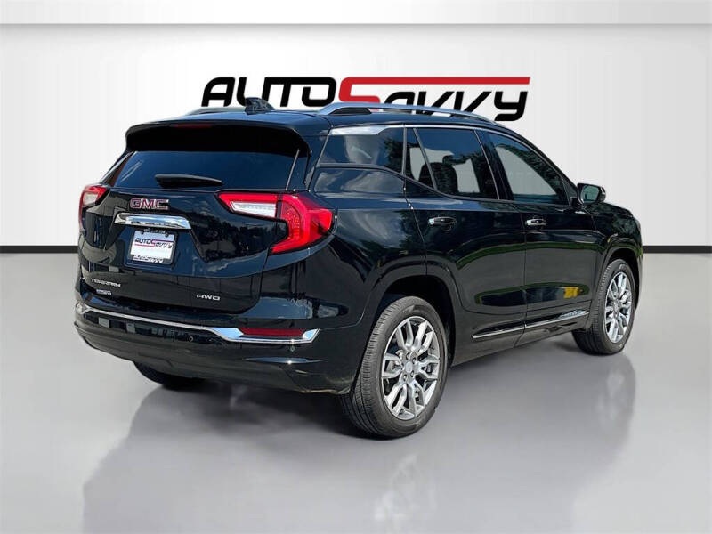 2024 GMC Terrain Denali