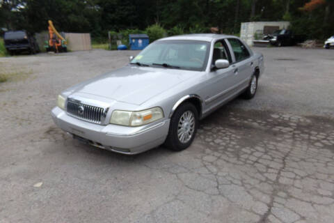 2006 Mercury Grand Marquis for sale at 1st Priority Autos in Middleborough MA
