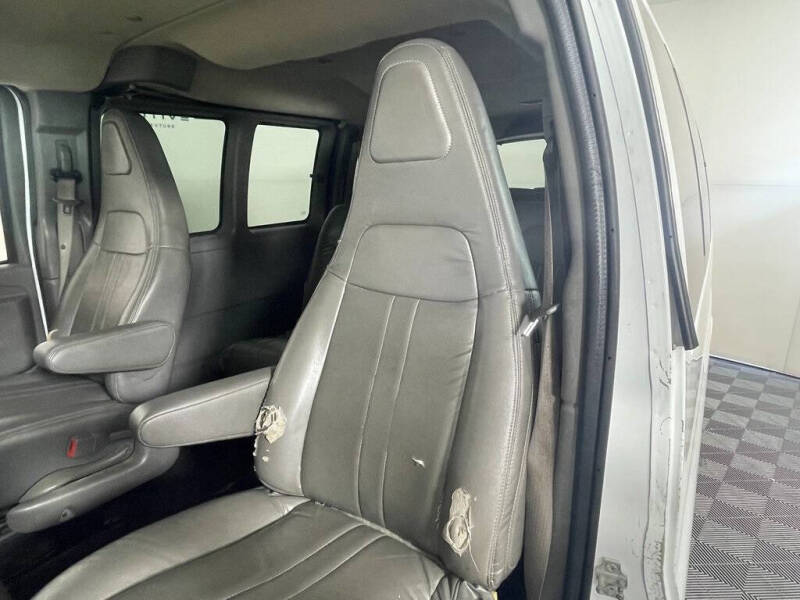 2016 Chevrolet Express LS 2500