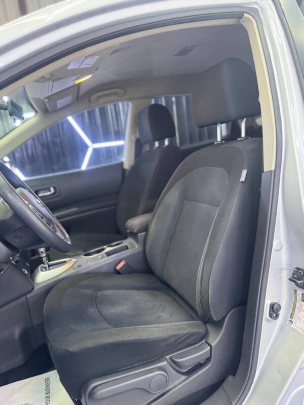 2014 Nissan Rogue Select S