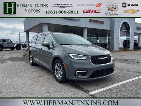 2023 Chrysler Pacifica for sale at CAR-MART in Union City TN