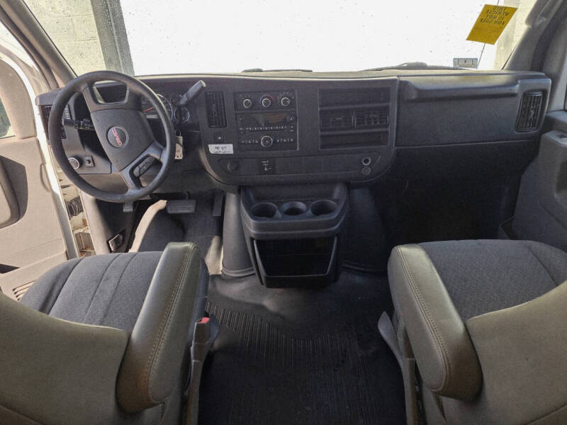 2012 GMC Savana 3500