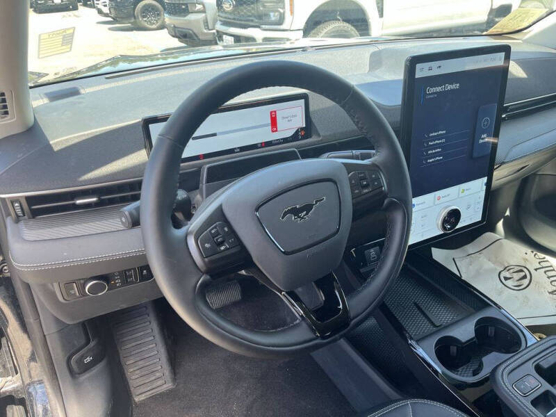 2025 Ford Mustang Mach-E Select