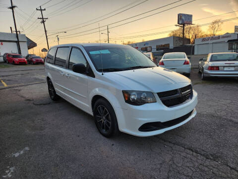 2014 Dodge Grand Caravan for sale at Green Ride Inc in Nashville TN