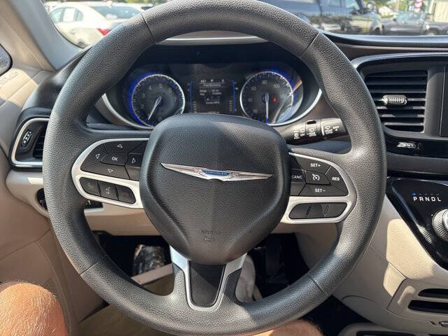 2017 Chrysler Pacifica Touring