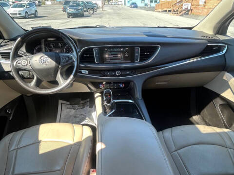 2018 Buick Enclave Essence