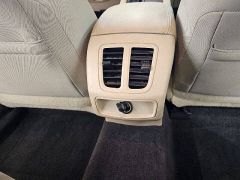 2017 Ford Taurus SEL