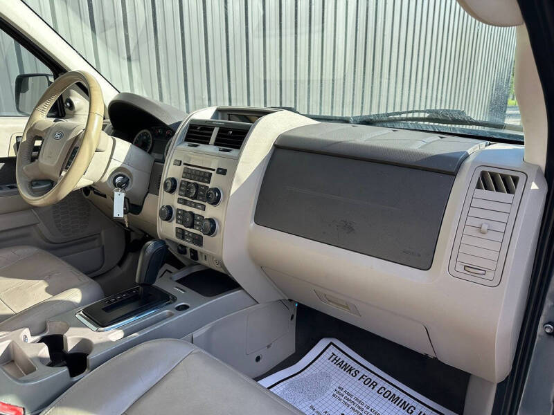 2011 Ford Escape XLT