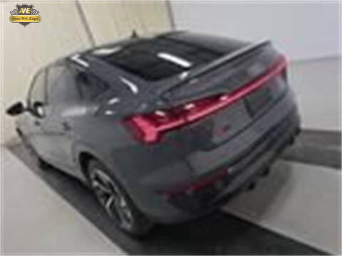 2024 Audi Q8 Sportback e-tron quattro Premium Plus S line